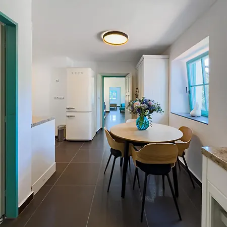 Bezdrevska Basta تشيسكي بوديوفيتسه